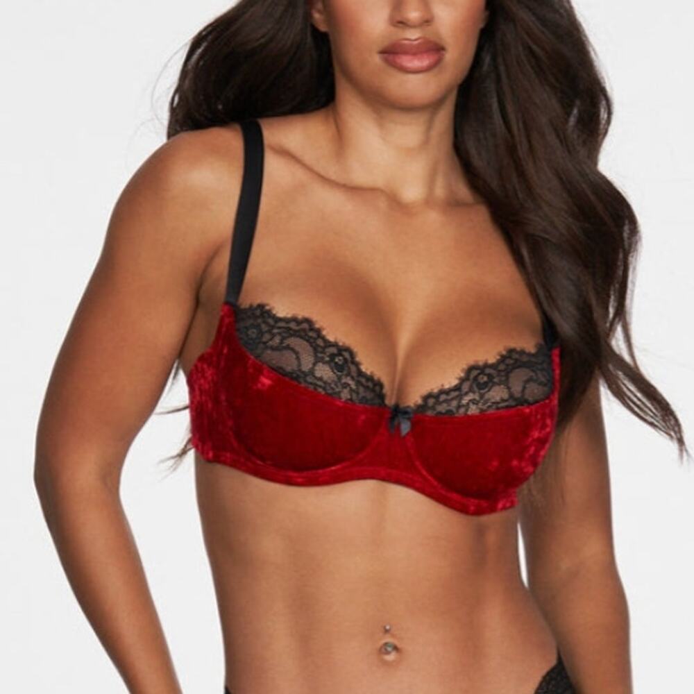 NWT Frederick's Of Hollywood Martyna Velvet Full Figure Underwired Bra Size 32DD